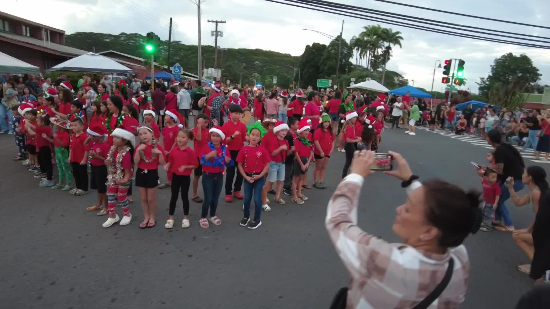 The Keaau Lighted Christmas Parade: Part 1