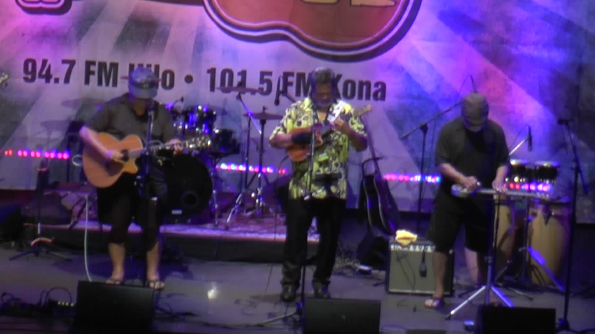 Hilo Mele: Hoolaulea at the Palace